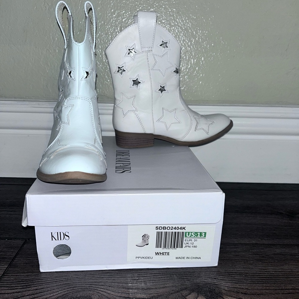 Girl’s White Cowboy Boots